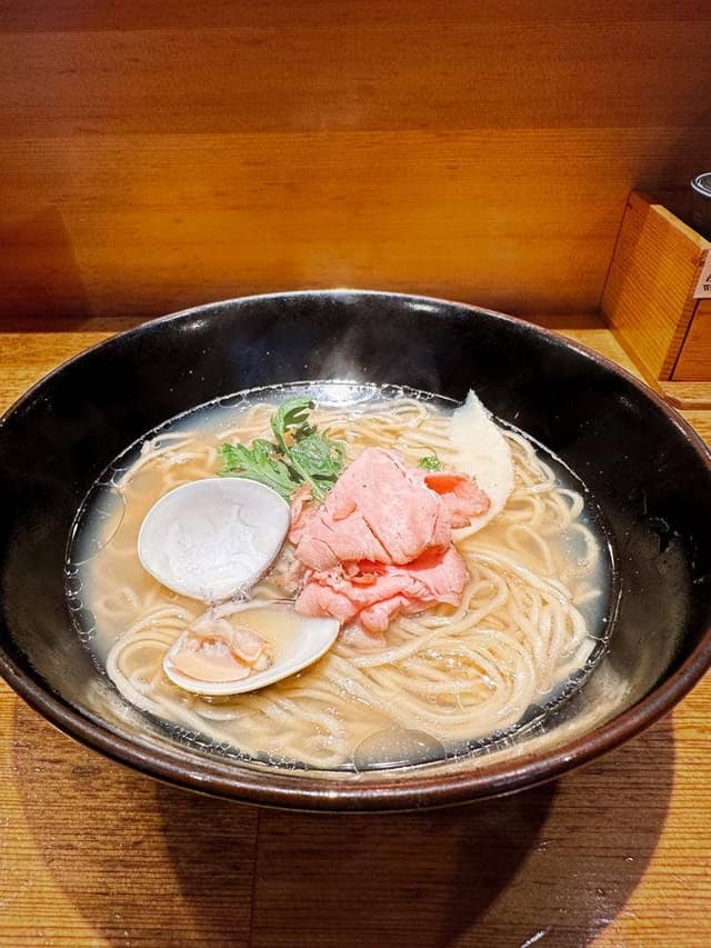 焼きあご塩らー麺 たかはし 新宿本店 - サブ画像2