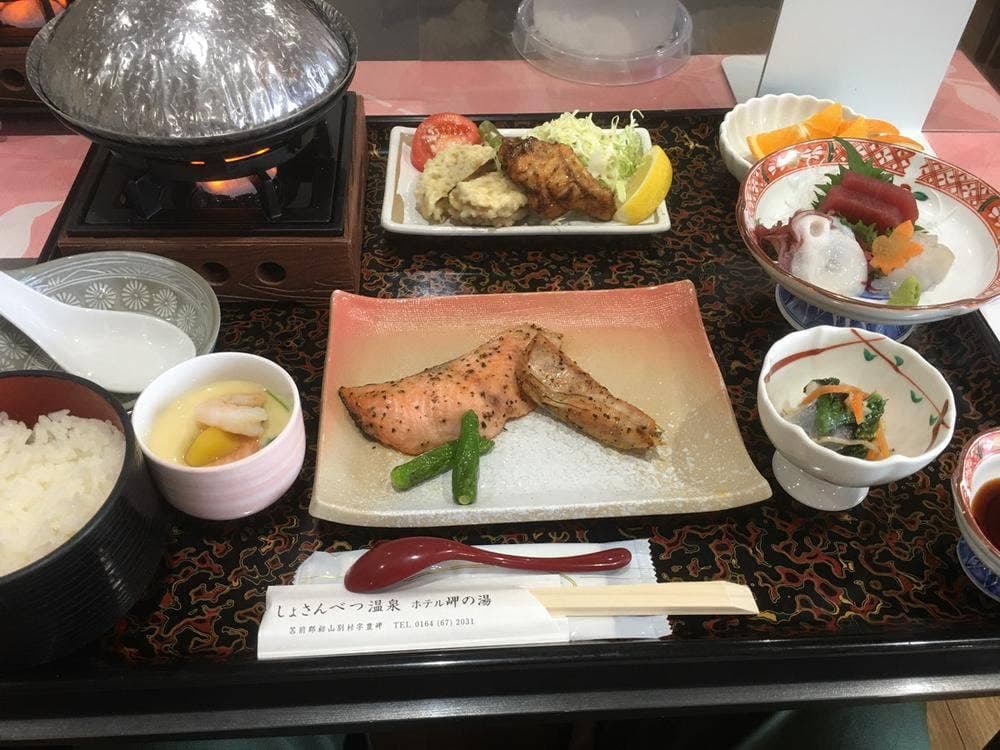 しょさんべつ温泉 ホテル 岬の湯 dish