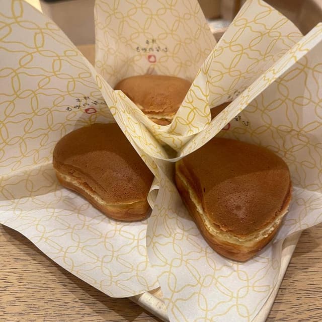 ひらり回転饅頭 博多ひなのやき キャナルシティー博多店 - サブ画像2