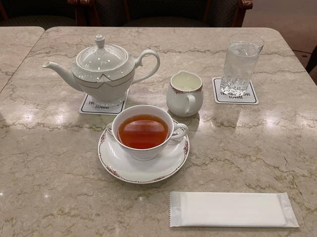 ランデブーラウンジ - サブ画像3