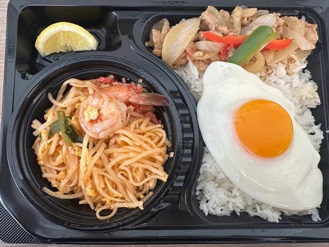 タイ屋台料理 スクンビット ソイ55 - サブ画像3
