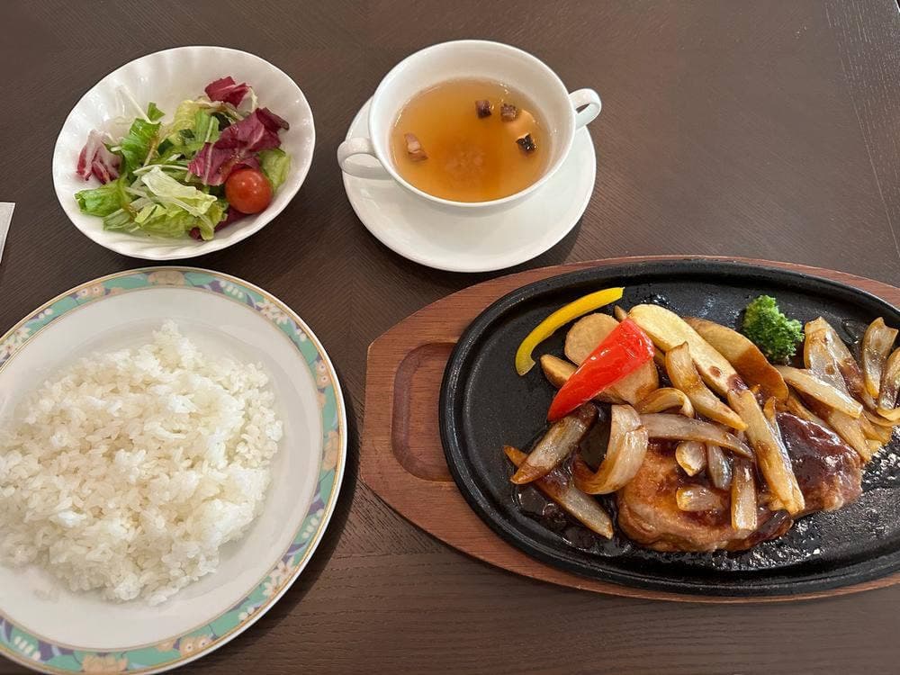 レストラン レイラ