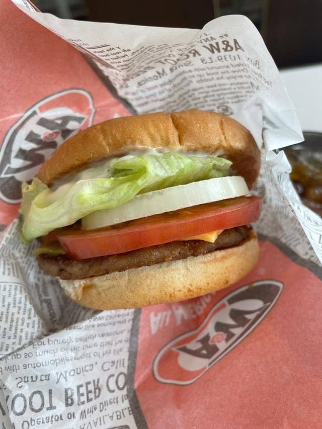 A&W 石垣店 - サブ画像2