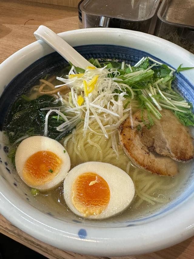 俺流塩らーめん 新宿東南口店 - サブ画像3