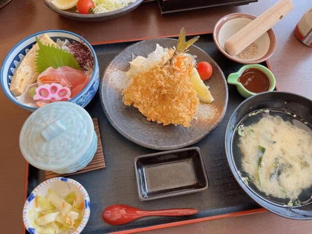 海の御食事処 でん助茶屋 ホテル・サンミ倶楽部 別館 - サブ画像3