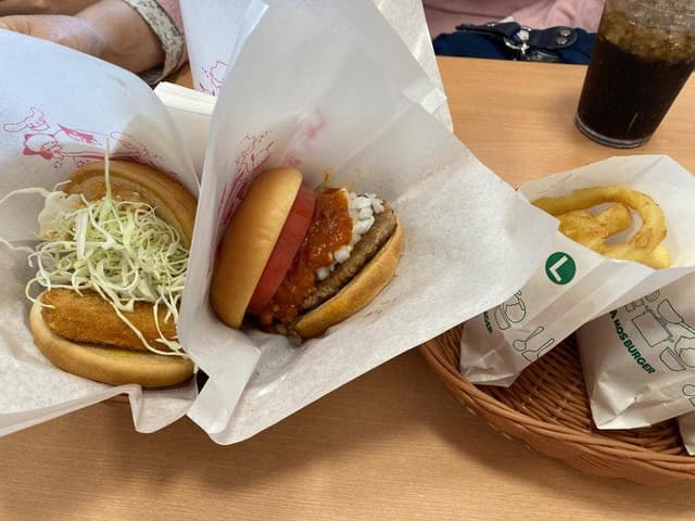 モスバーガー 御影クラッセ店 - サブ画像1