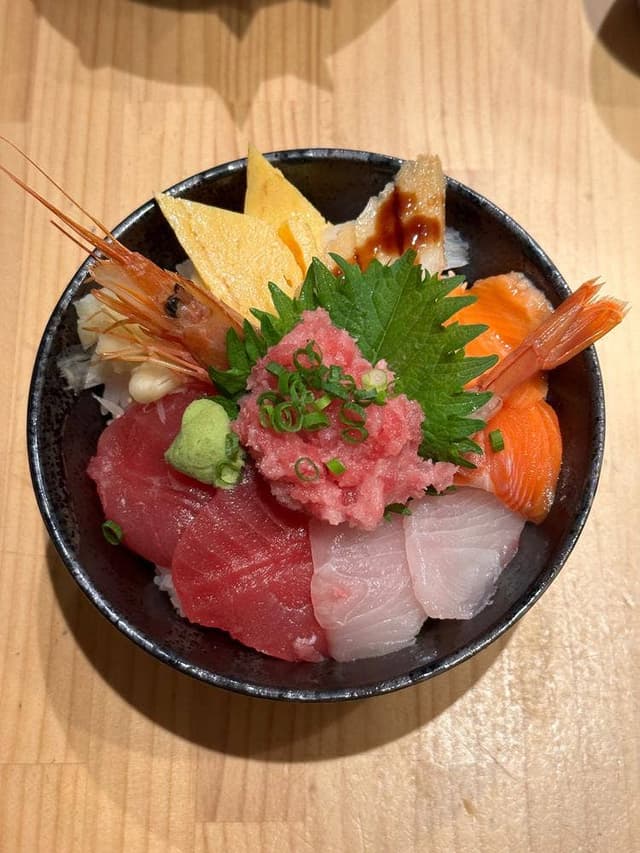 海鮮丼 まるきた 2号店 - サブ画像1