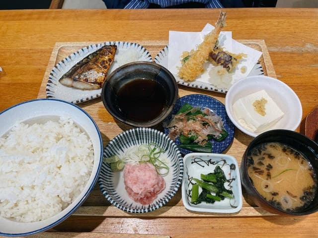 大衆食堂 てんぐ大ホール 高幡不動店 - サブ画像1