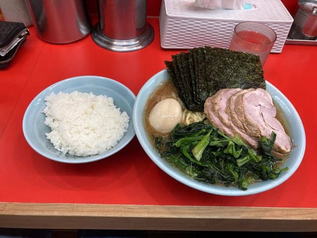 横浜ラーメン 武蔵家 板橋店 - サブ画像2