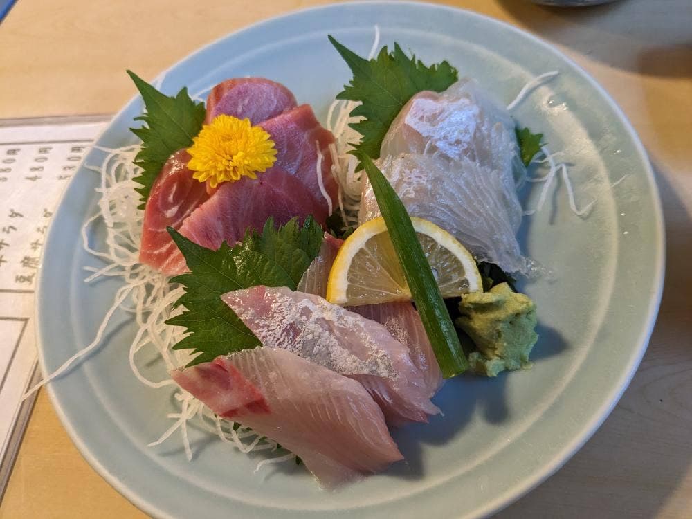 全国銘酒 たる松 本店