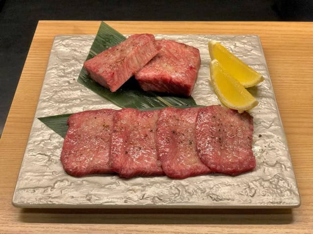 焼肉 うし惚れ 神楽坂本店 - サブ画像2