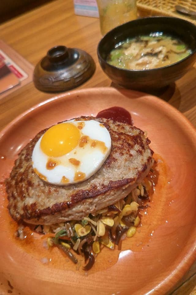 びっくりドンキー 伏古店 - サブ画像1
