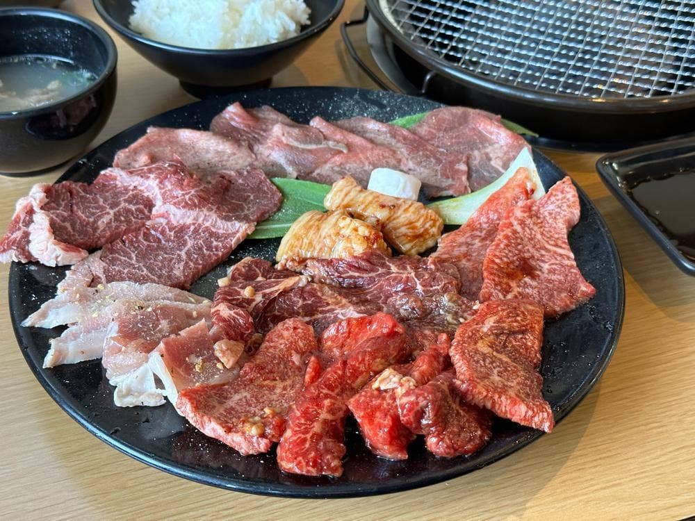 蓮山