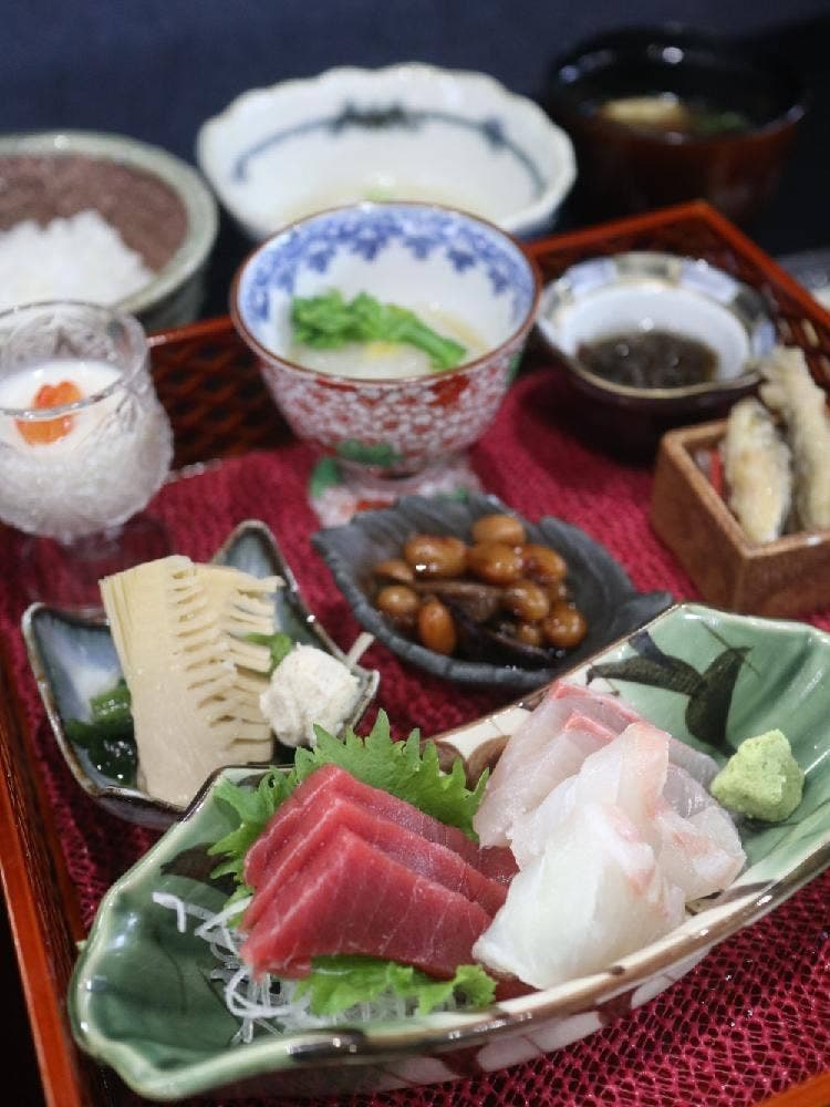 日本料理 飲水思源 みのる