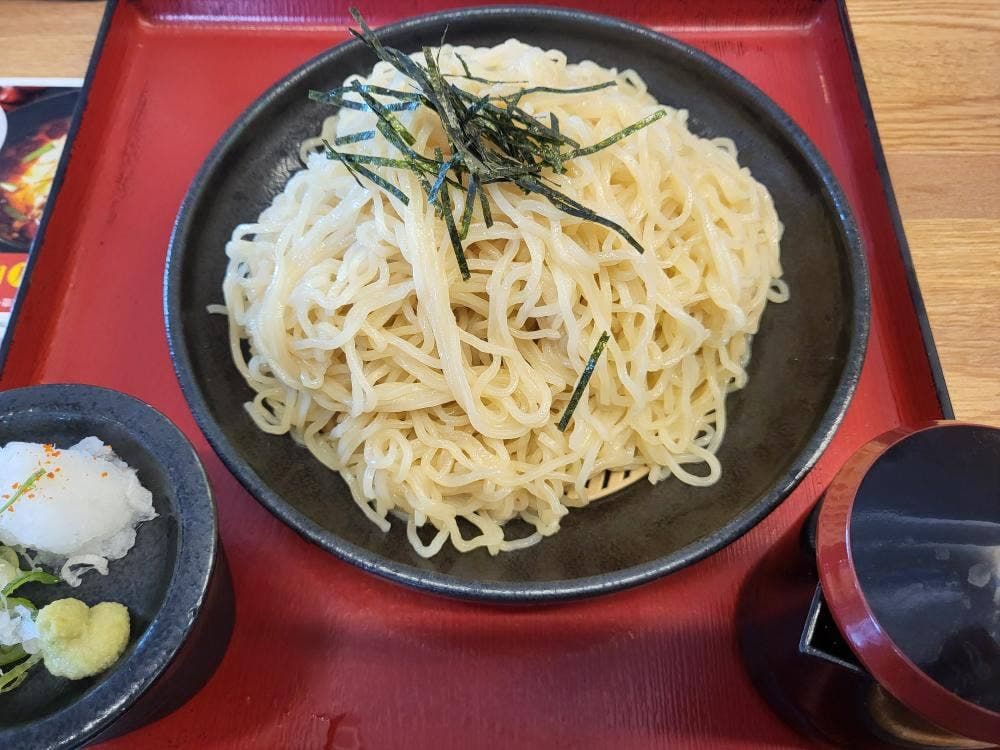 8番らーめん 中川原店