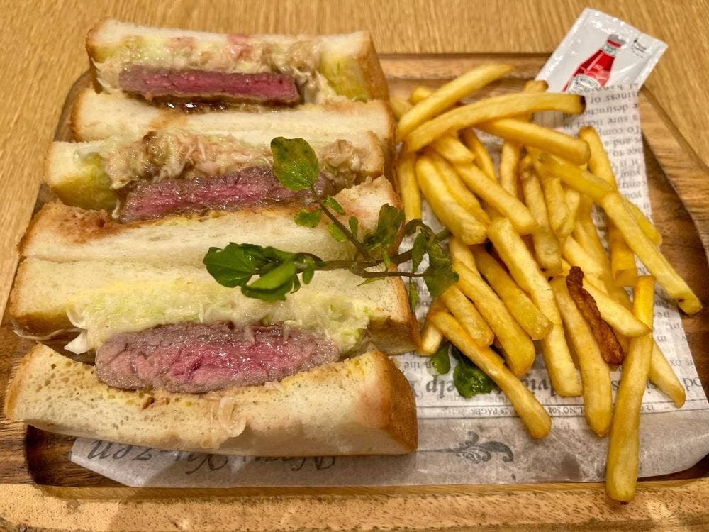 カフェ&ビアレストラン宮 羽田空港店