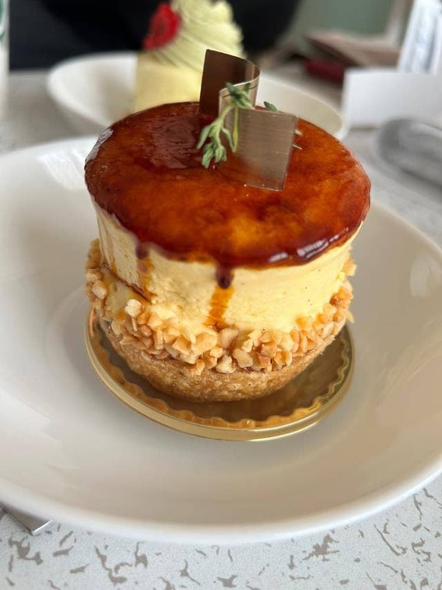 レタンプリュス 本店 - サブ画像1