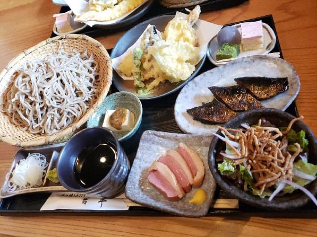 石臼挽き手打ち蕎麦 吉草 東新井店 - サブ画像2