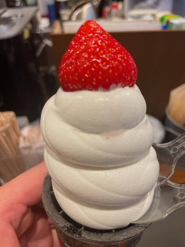 ミヤシタカフェ ＋ソフトクリーム - サブ画像1