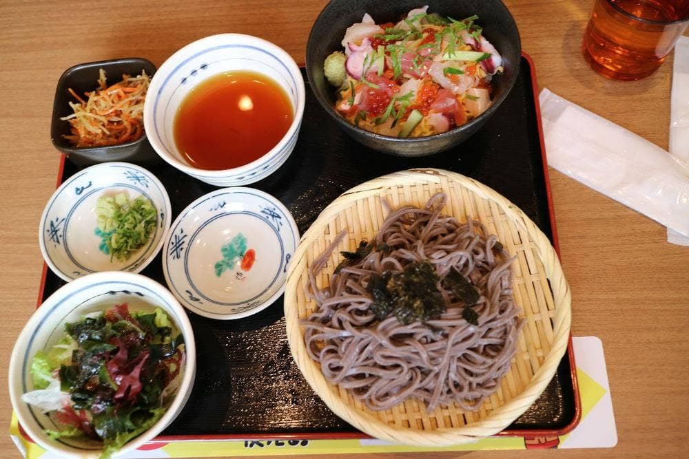 濱焼北海道魚萬 富良野店