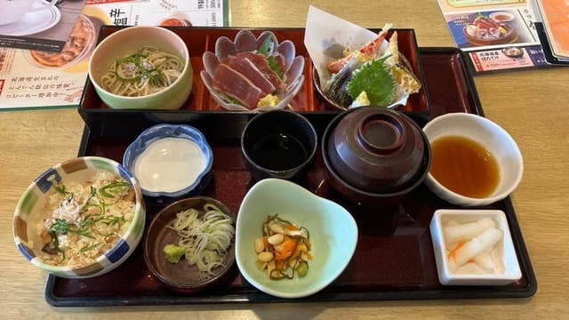 とんでん 鎌ケ谷店 - サブ画像3