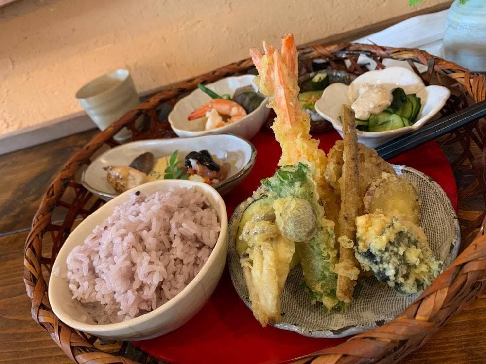 サクラヤ