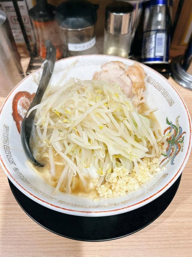 ラーメン豚山 池袋西口店 - サブ画像3