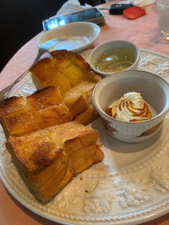 トロムヴォーンズカフェ ウッドベリー - サブ画像1