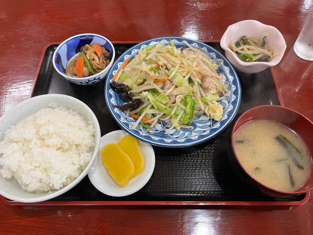 満腹ホール