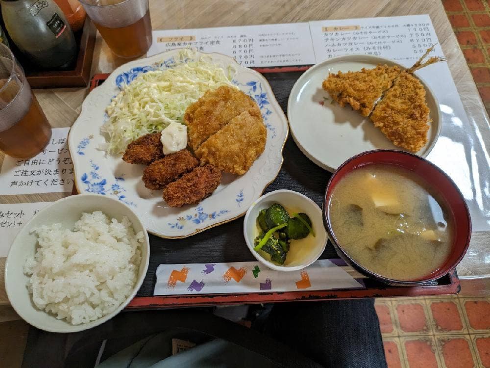 やなぎや食堂