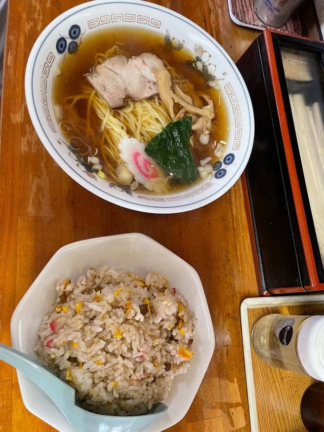 ラーメン中華 あらき - サブ画像1