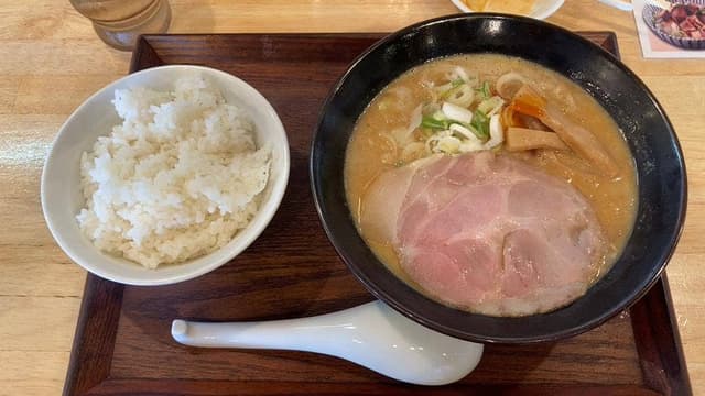 らぁめん秀 金澤 - サブ画像1