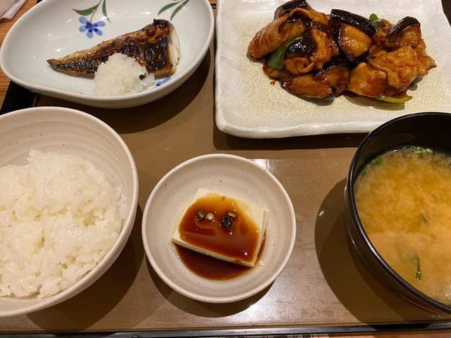 やよい軒 千歳駅前店 - サブ画像1