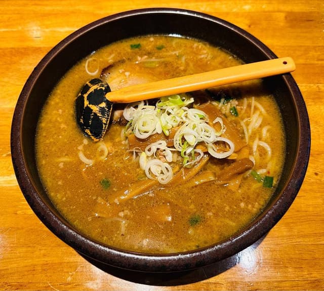 博士ラーメン別館 ＆ HAKASE Thai 博士レストラン本店 - サブ画像3