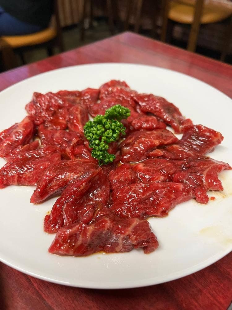 ラッキー焼肉飯店