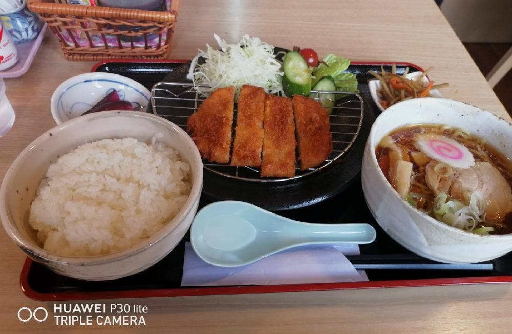 食事処 ひまわり