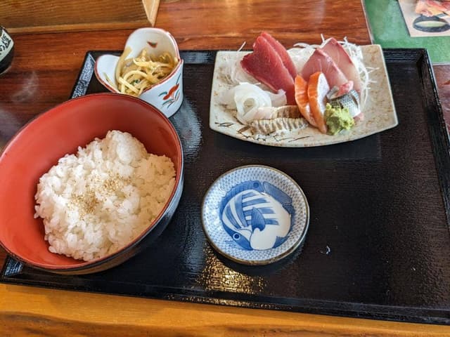 魚金寿司 - サブ画像2