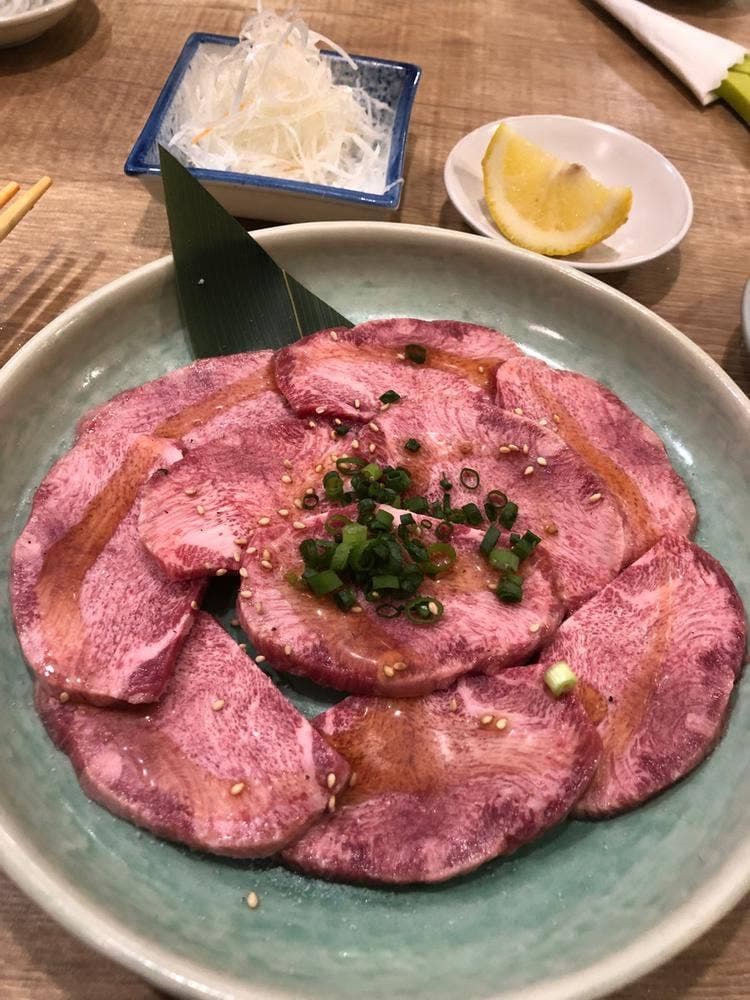 焼肉 しん