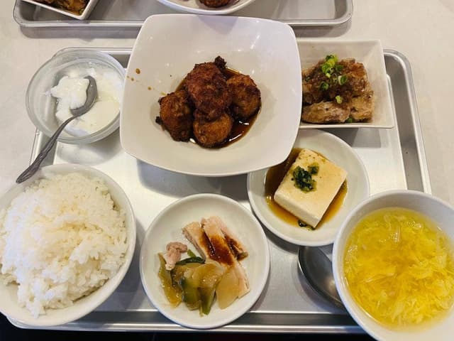 伯爵の肉団子 新宿御苑店 - サブ画像2