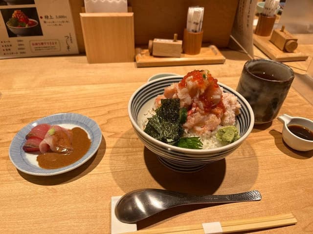 日本橋海鮮丼 つじ半 アークヒルズ店 - サブ画像1