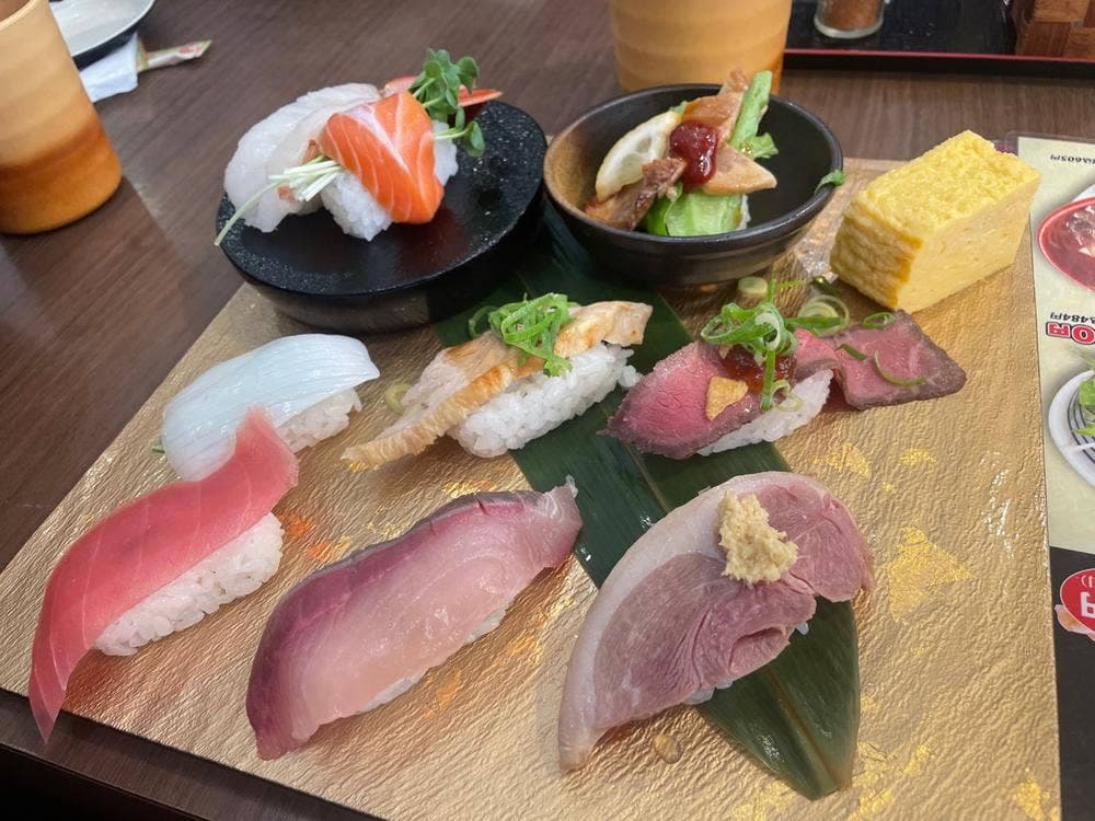 回転寿司 すし官太 玉津店