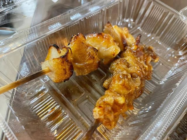 かしわ屋くろせ 旦過市場店 - サブ画像1