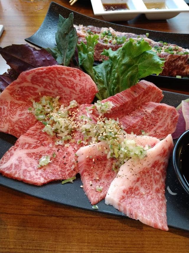 炭火焼肉 琉宮苑 - サブ画像1