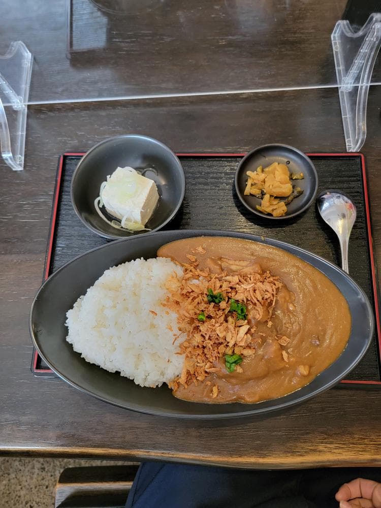 もつ煮専門店 王里