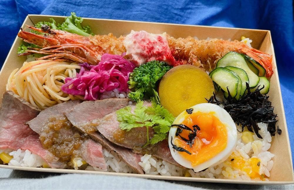 2階のべんとう屋さん