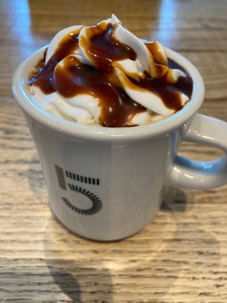 5 CROSSTIES COFFEE 渋谷スクランブルスクエア店