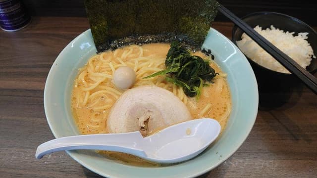 横浜家系ラーメン 鯖江 魂心家 - サブ画像2