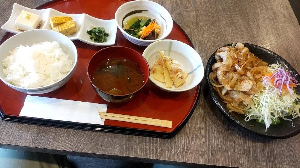 今池食堂 吉むら