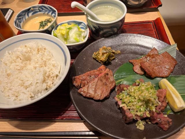 牛たんと和牛焼き 青葉 グランデュオ立川店 - サブ画像3