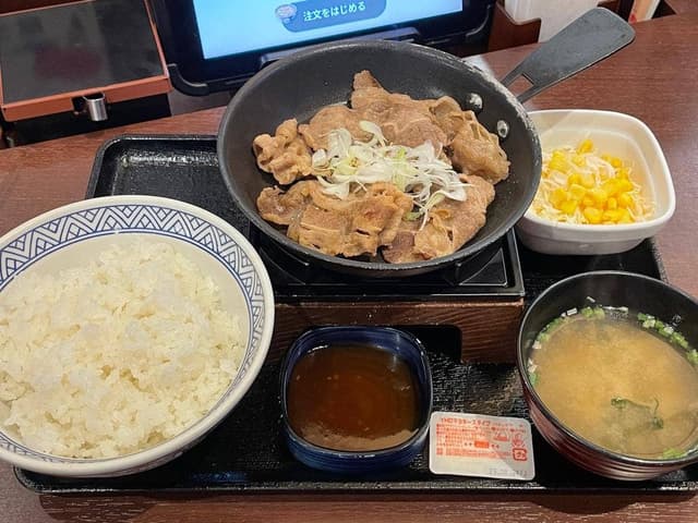 吉野家 金沢百番街店 - サブ画像1